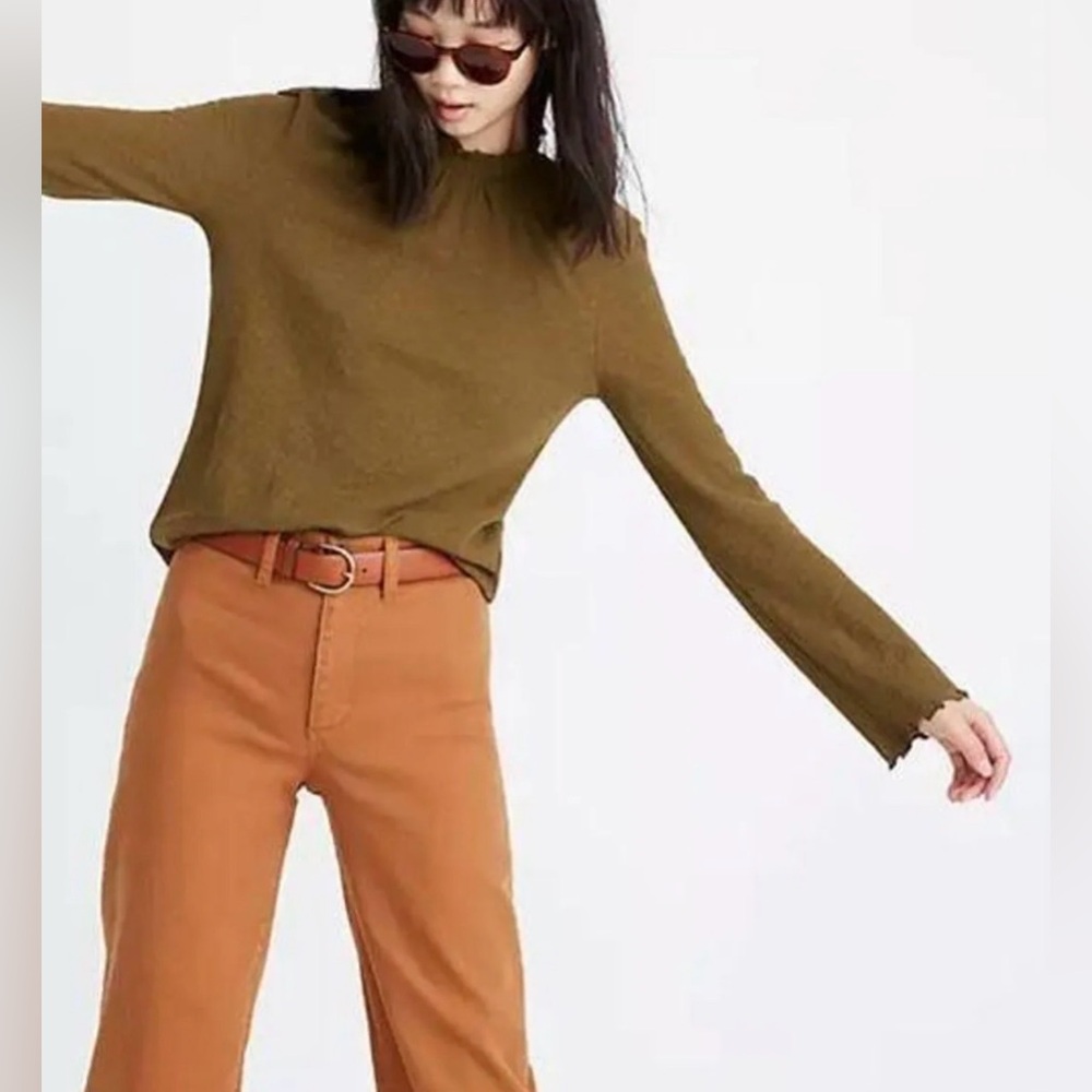 madewell texture & thread moss green ruffled mock neck top